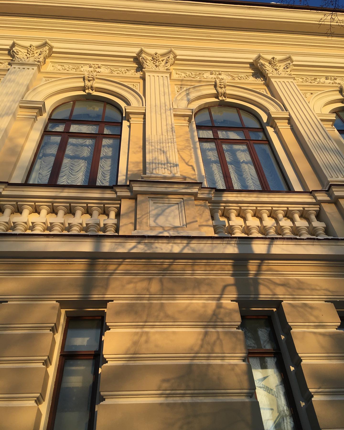 _ на первый месяц года сегодня закончилась