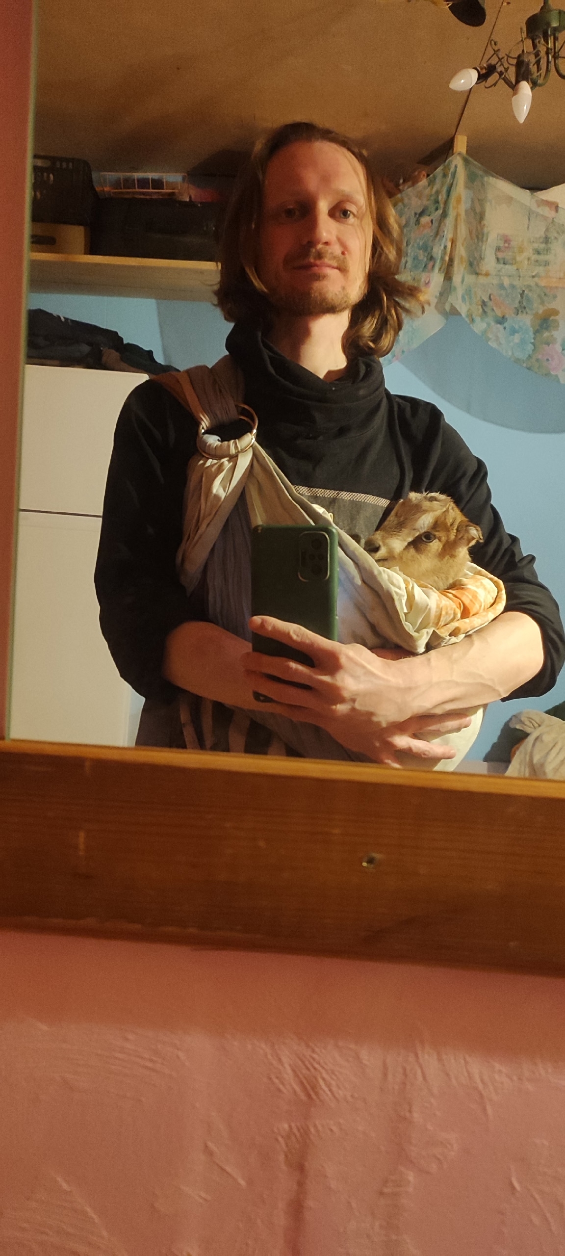 Дом между деревнями Полово и Бервенец, январь