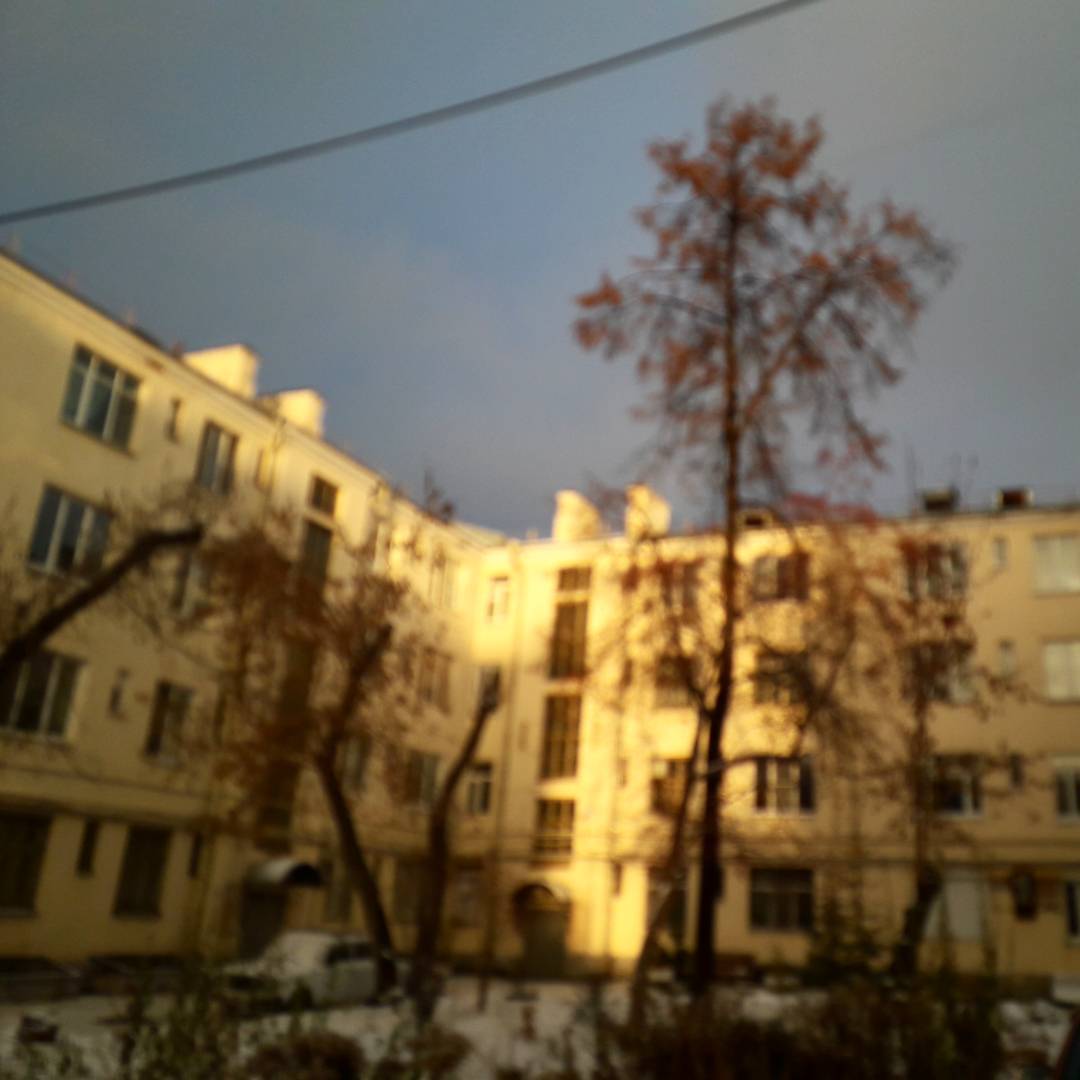 И да, октябрь уходил таким: цвета и расфокусированный взгляд.
